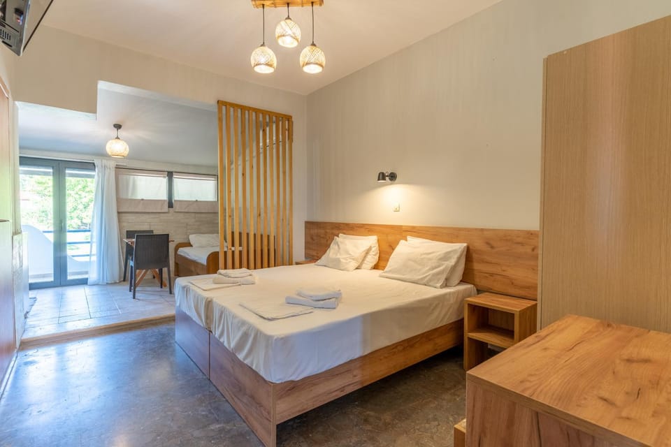 Ραπτη Θεοδωρα Apartment hotel in Peloponnese, Western Greece and the Ionian