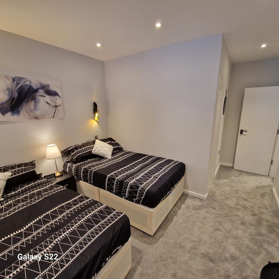 Dream apartment Finchley 4 min walk to the train Apartment in London