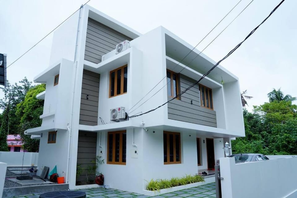 Crystal Villa Suite1 Ground floor Villa in Kochi