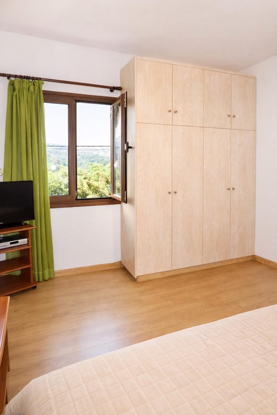 Bedroom, wardrobe
