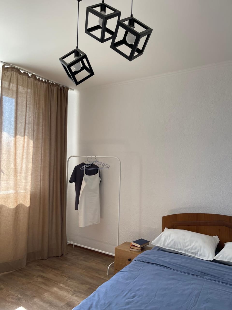 Photo of the whole room, wardrobe