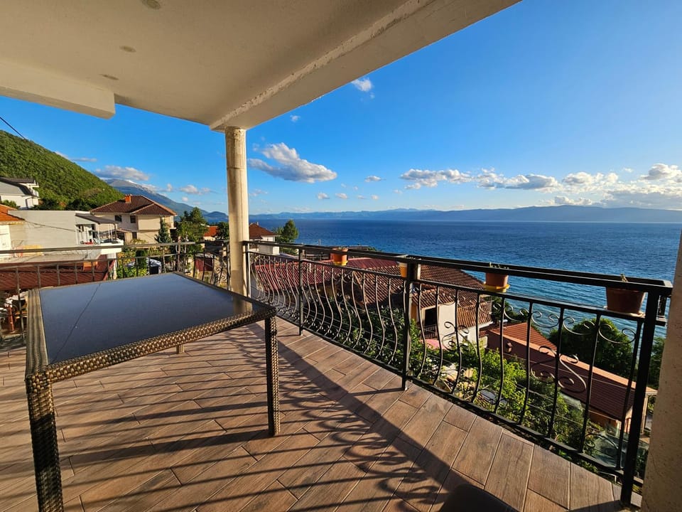 Villa Hristi Bed and Breakfast in Municipality of Ohrid, North Macedonia