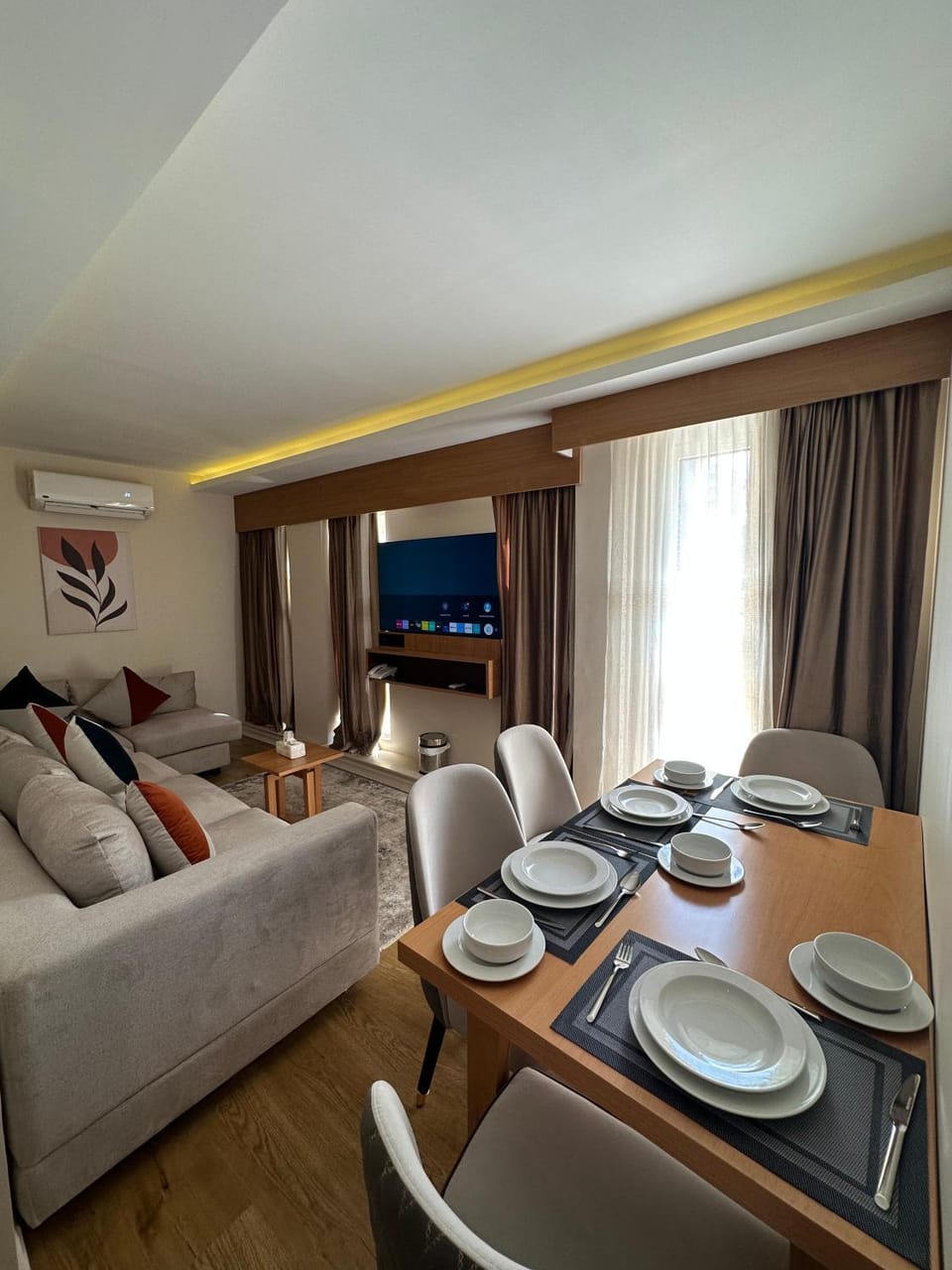 Communal lounge/ TV room, TV and multimedia, Seating area