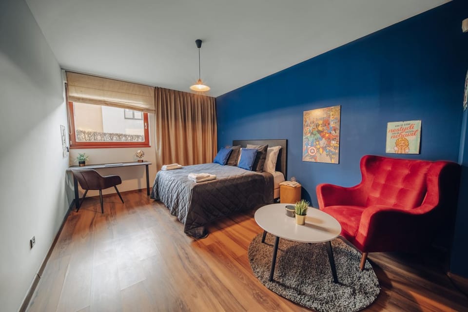 Bed, Photo of the whole room, Bedroom