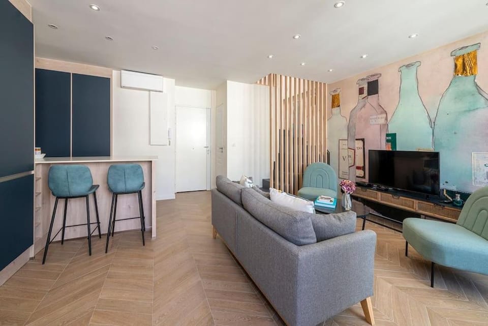 Riviera Goose Palm Apartment in Cannes