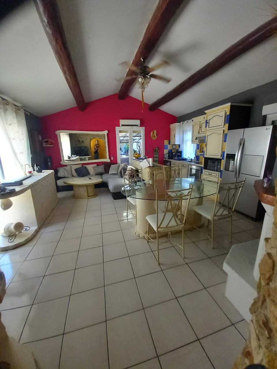 TV and multimedia, Kitchen or kitchenette, Living room, Dining area, minibar