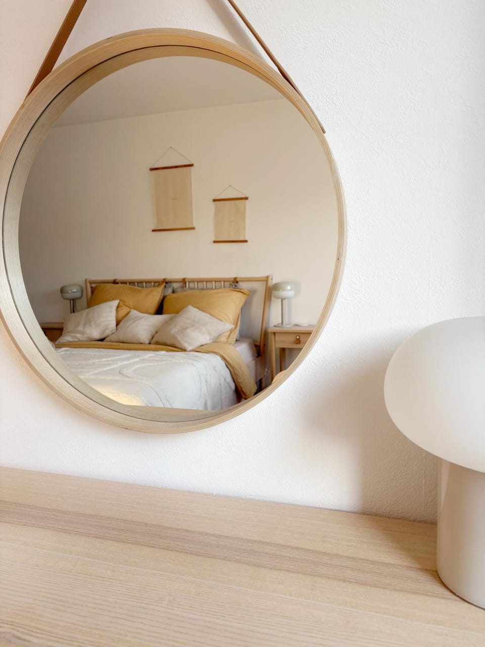 Bed, Decorative detail, Bedroom