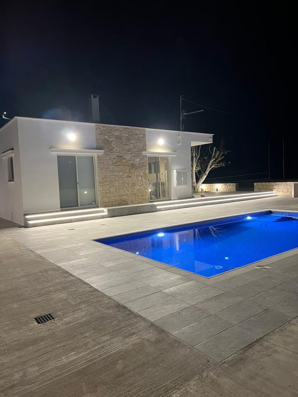 Walnut Cozy House Villa in Paphos District