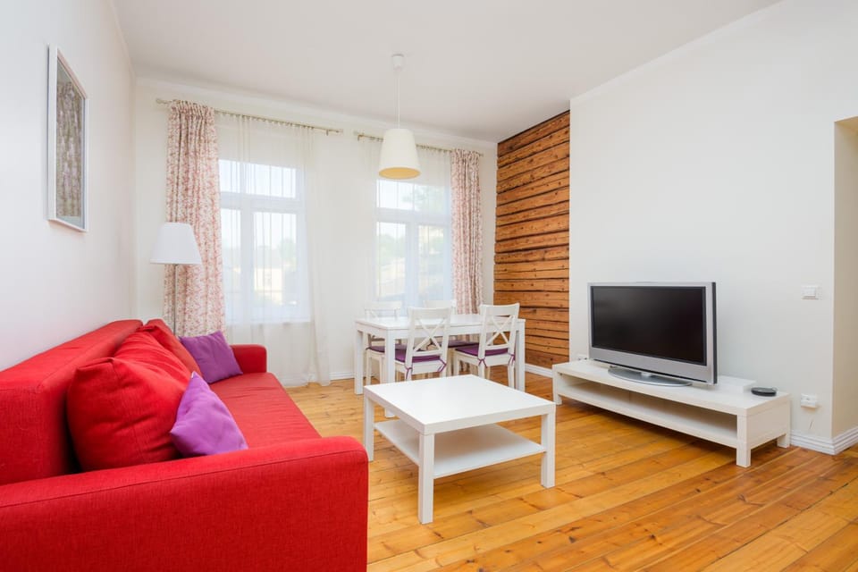 Ringi Heritage Old Town Residences - The Log Wall Apartment - Terrace & Parking Apartment in Estonia