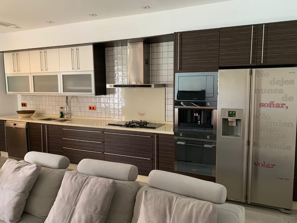 Kitchen or kitchenette, dishwasher, minibar, pet friendly, stove