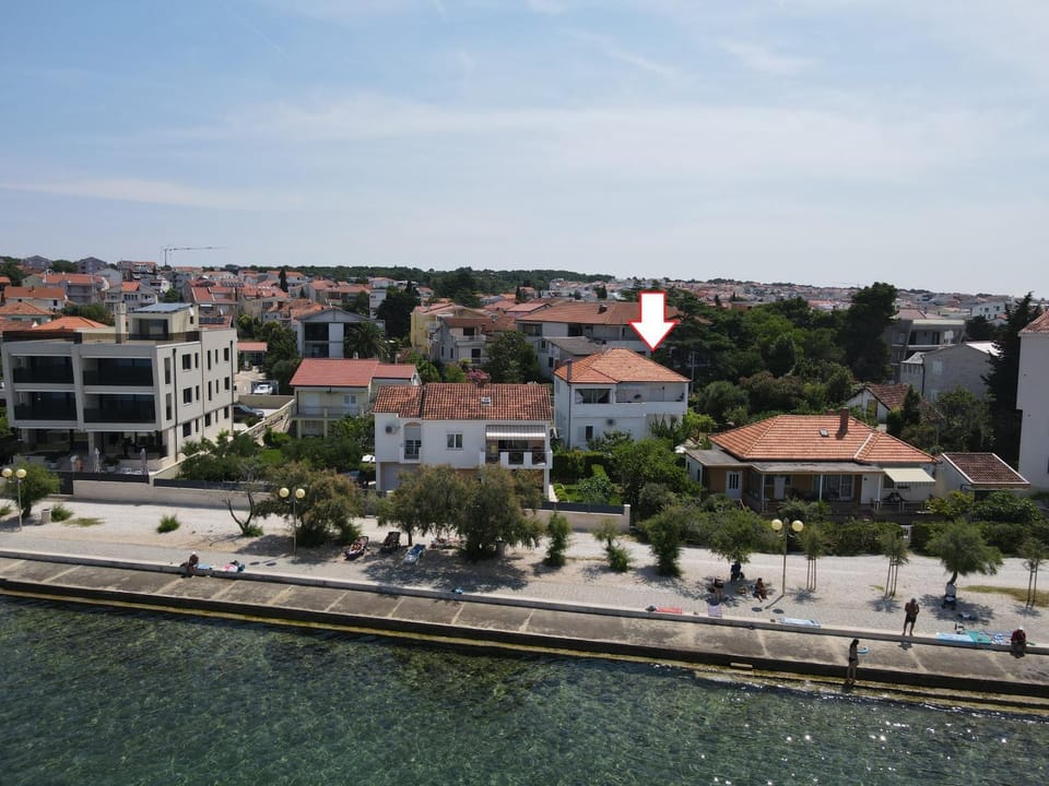 City view, Sea view