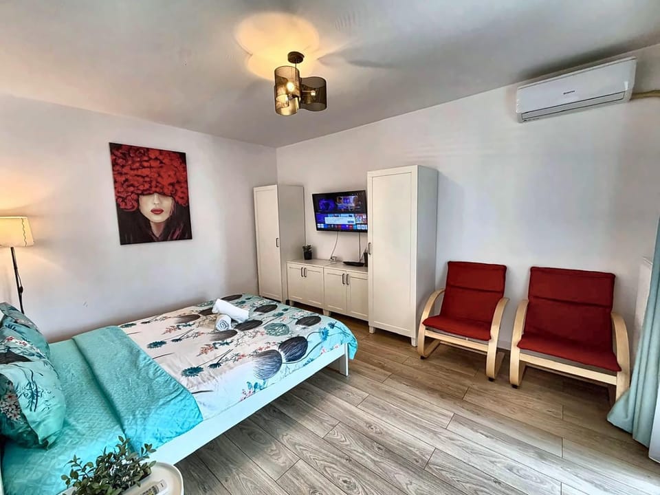 Sun Charm Studio - 57 Apartment in Bucharest