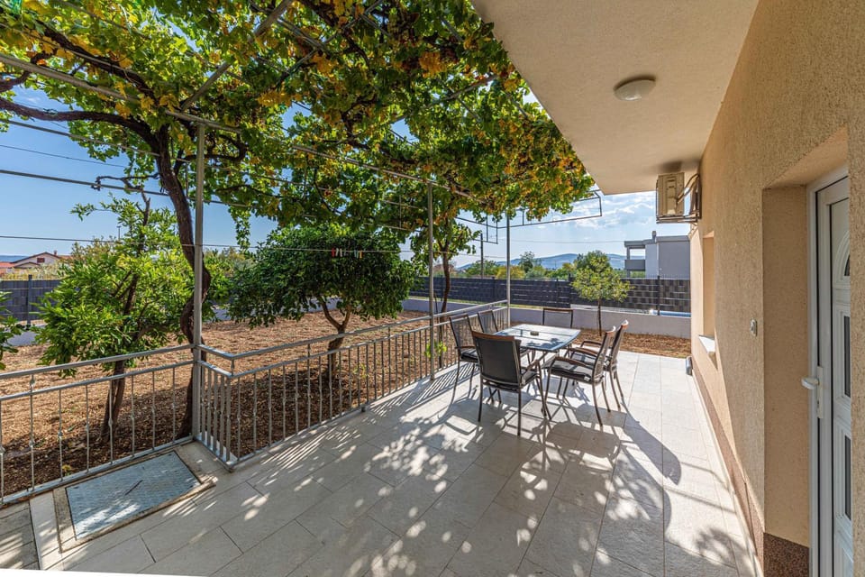 Green oasis Apartment in Šibenik-Knin County, Croatia
