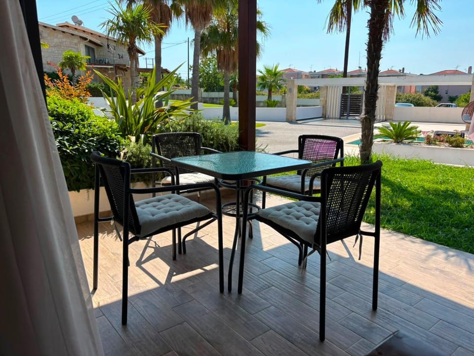 Sunshine Villa: Getaway in Kallithea Villa in Halkidiki