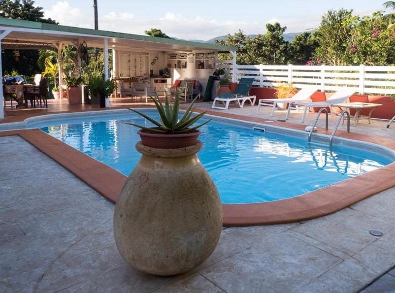 T2 Ti Joe Au cœur de Guadeloupe Apartment in Leeward Islands