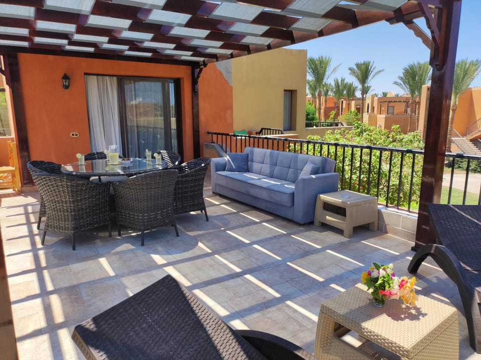 Patio, Balcony/Terrace, Dining area