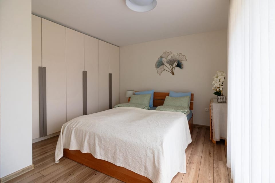 Bed, Bedroom, wardrobe