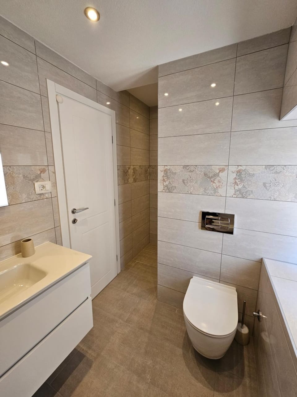 Toilet, Bathroom