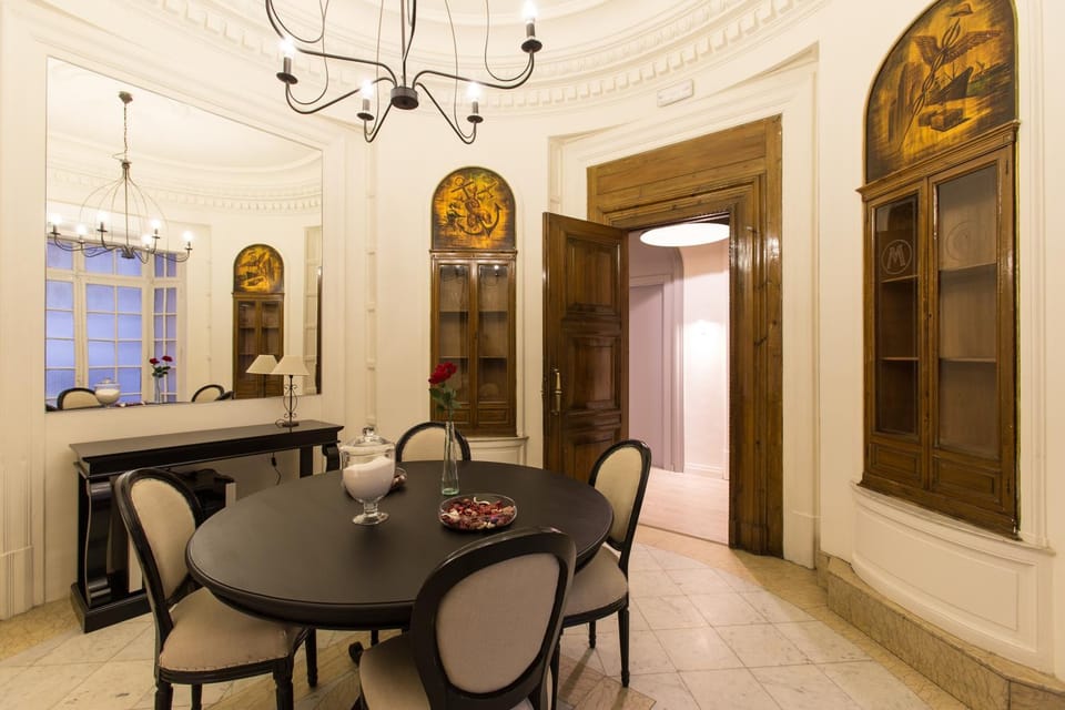 Lounge or bar, Other