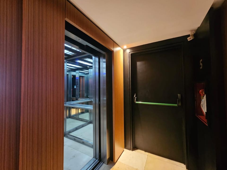 elevator
