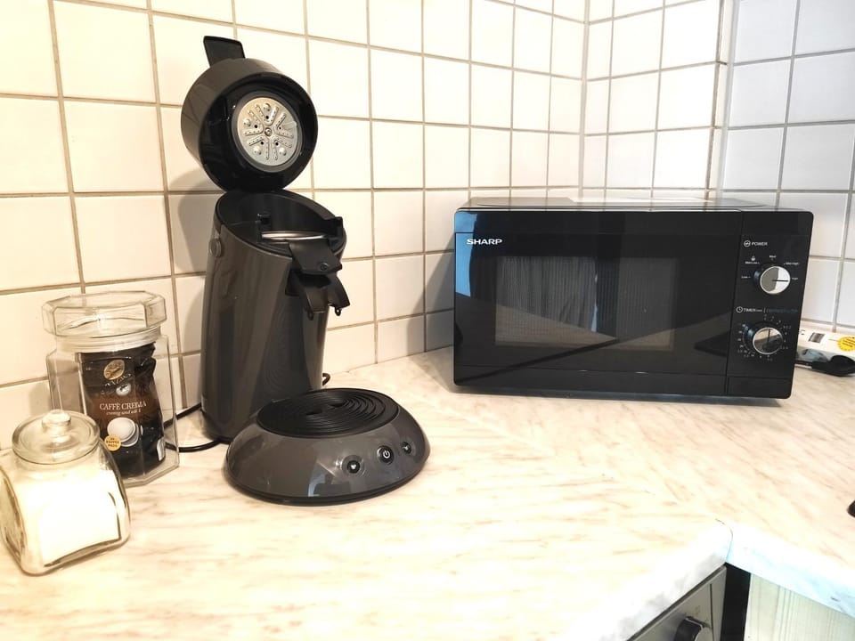 Coffee/tea facilities, minibar, toaster