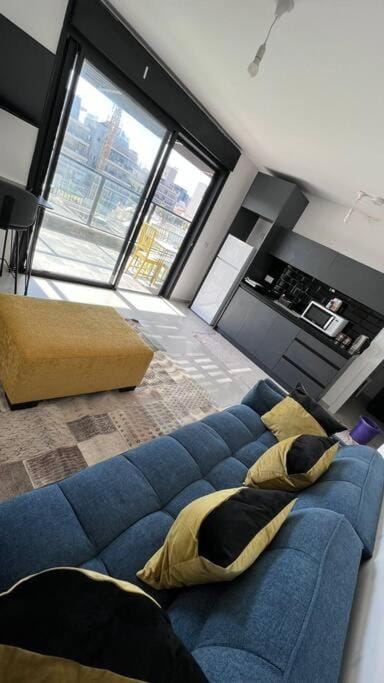 New Large STUDIO flat in Tel Aviv 47 Apartment in Tel Aviv-Yafo