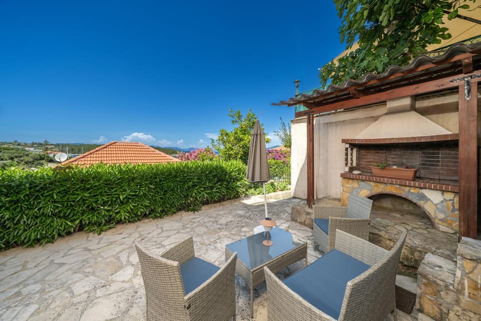 Property building, BBQ facilities