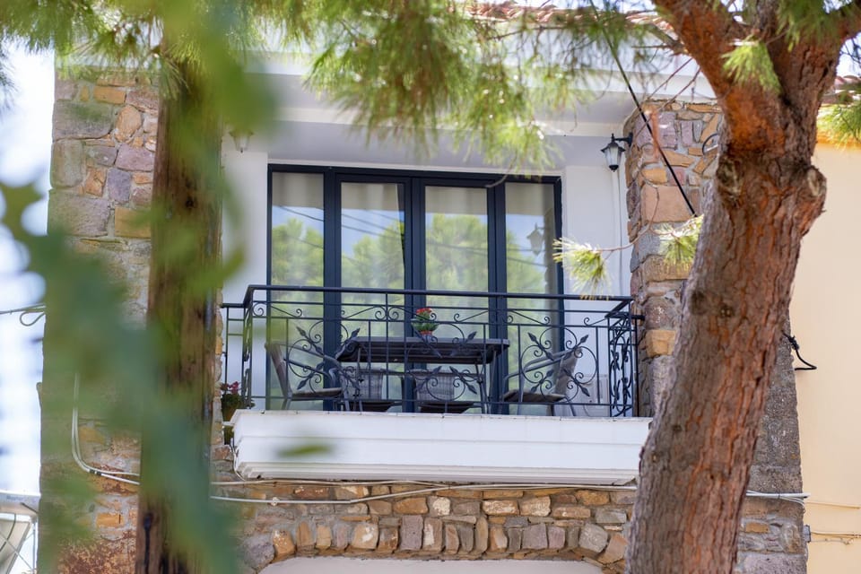View (from property/room), Balcony/Terrace