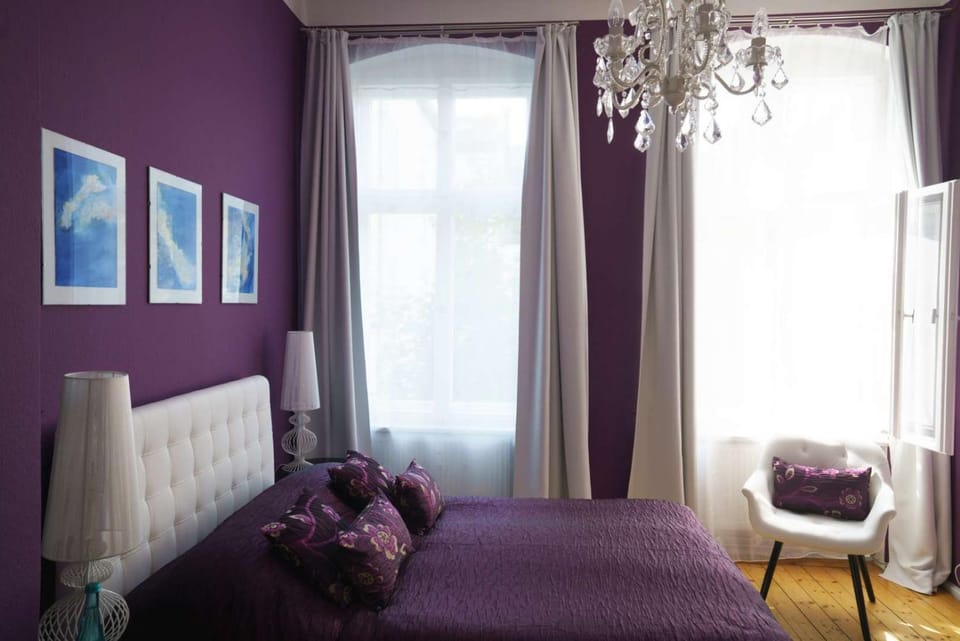 Bed, Photo of the whole room