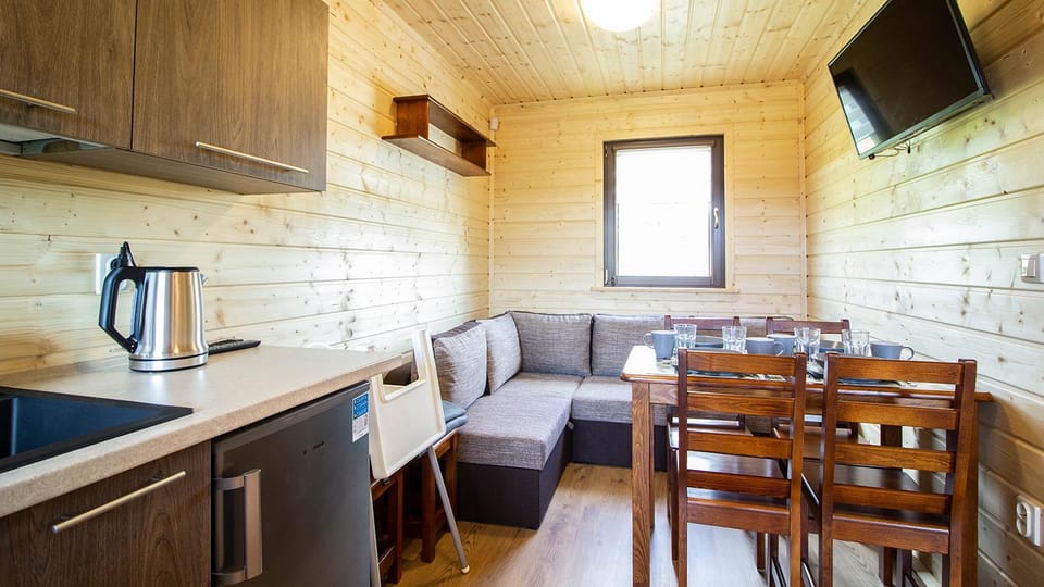 Kitchen or kitchenette, Living room, Seating area, Dining area, pet friendly