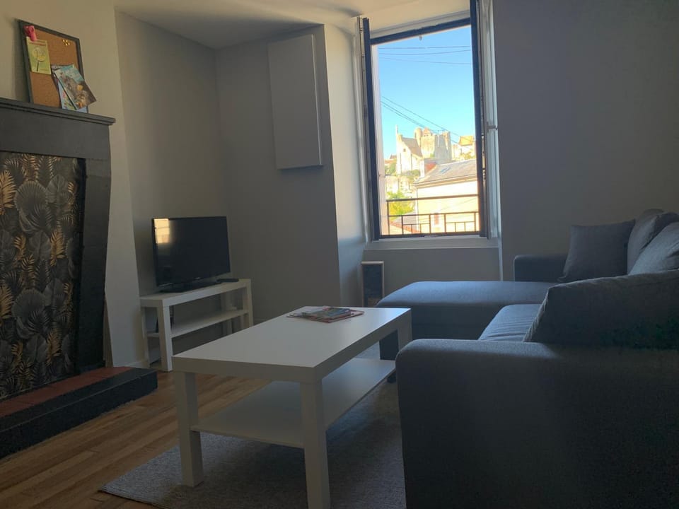 Living room, City view, Garden view, Landmark view