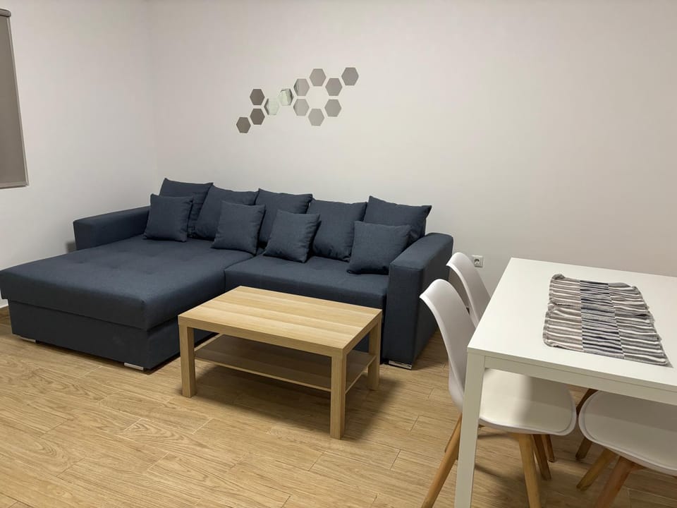 Militari Comfort Apartment Apartment in Bucharest