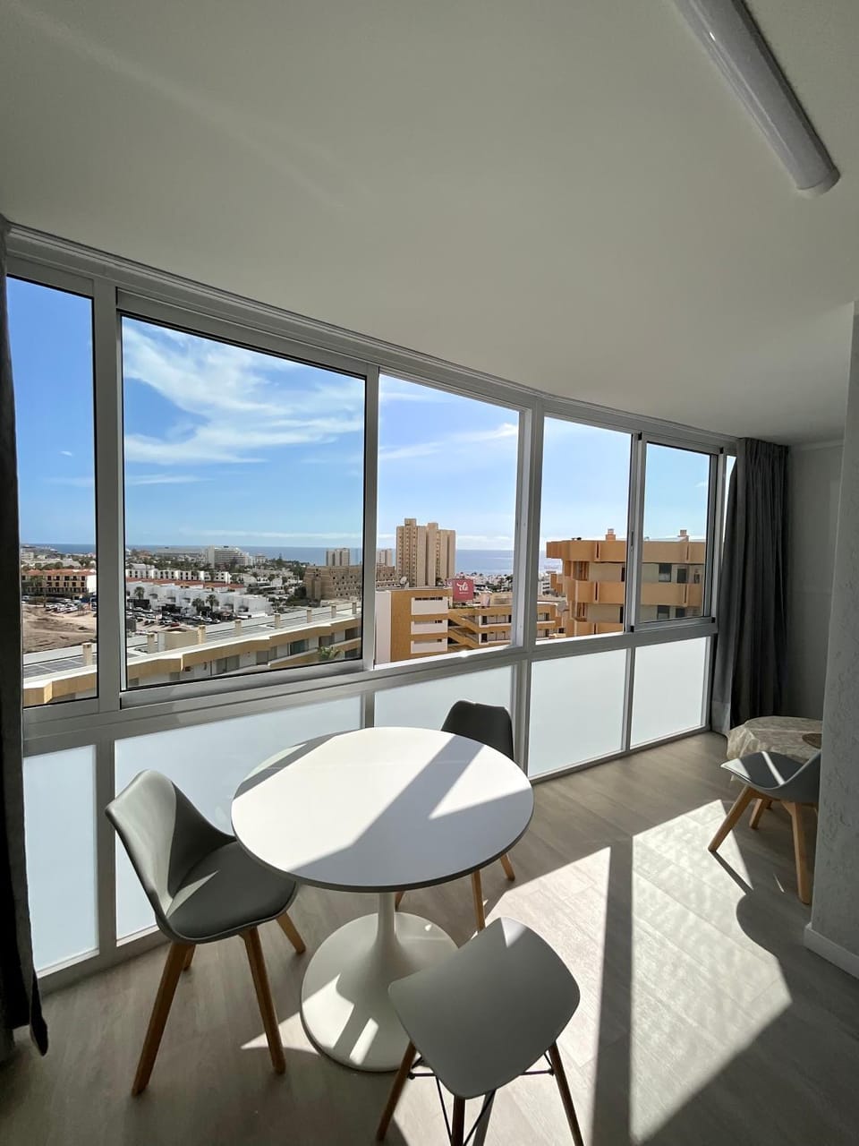Sweet Apartment Ocean View Apartment in Playa de las Americas