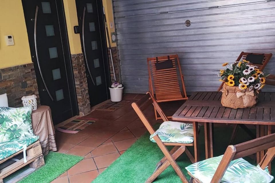 Patio, Balcony/Terrace, Dining area