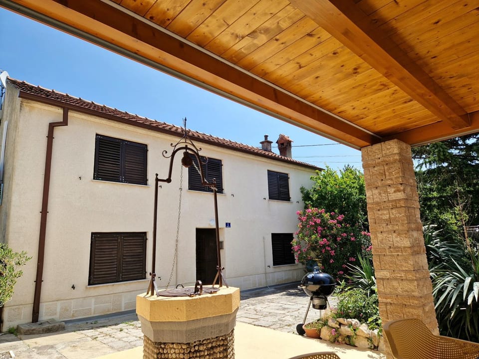 Vila Ivana Jadranovo Villa in Primorje-Gorski Kotar County