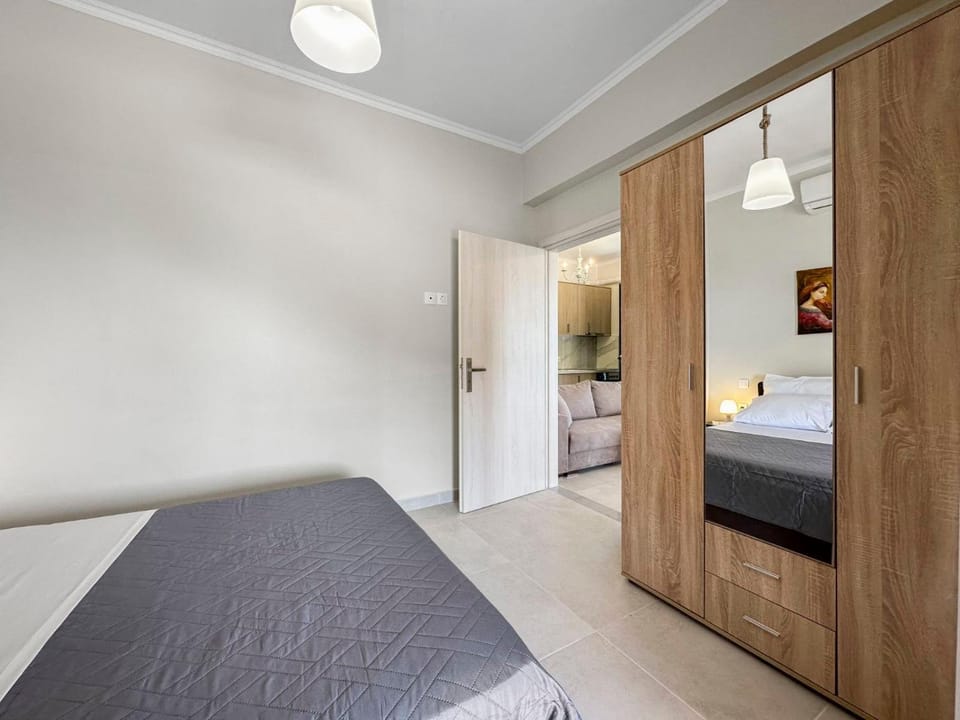 Bed, Photo of the whole room, Bedroom, wardrobe