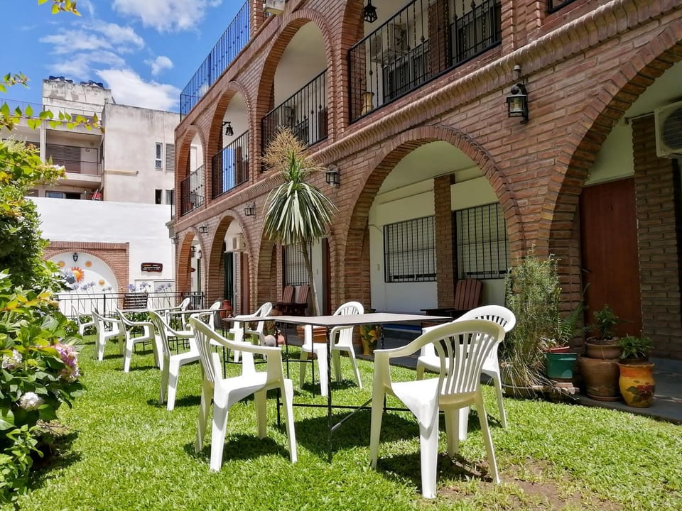 Property building, Patio, Day, Garden, Garden view