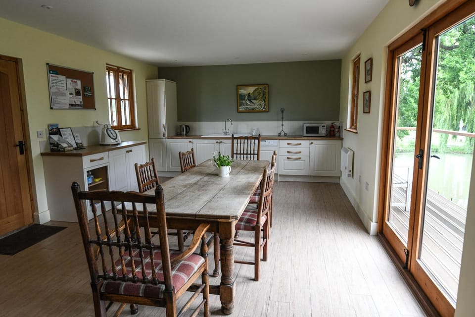 Kitchen or kitchenette, Kitchen or kitchenette, Dining area, Internal: Not applicable to any particular room