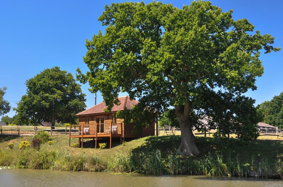 Property building, Spring, Lake view