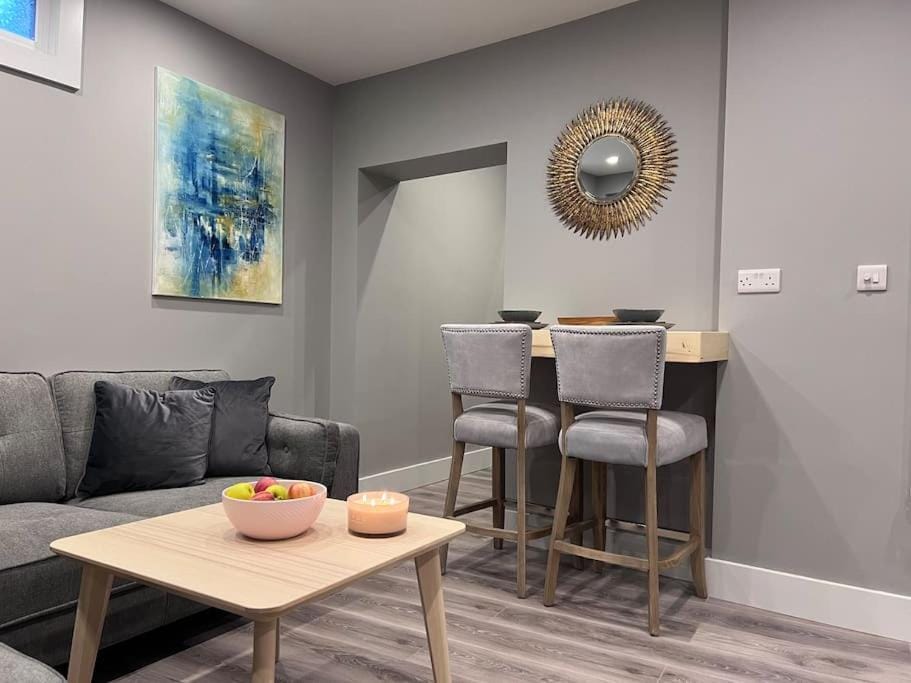 The Art House 3 Galway, Woodquay Apartment in Galway