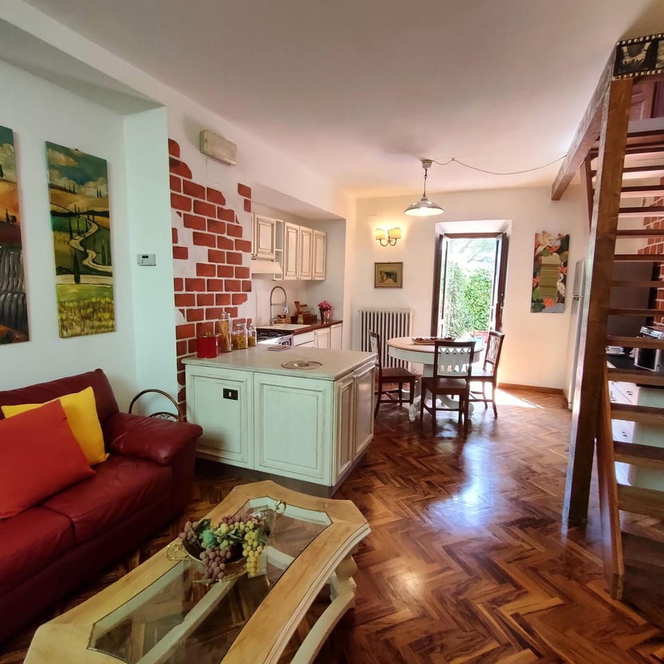 Kitchen or kitchenette, Living room, Dining area