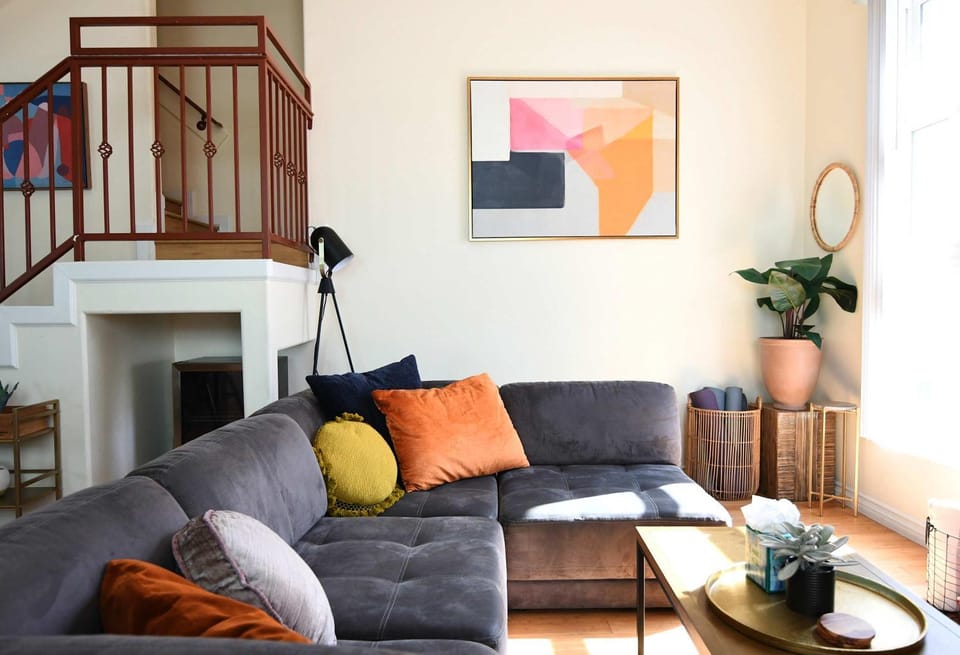 Living room, Seating area