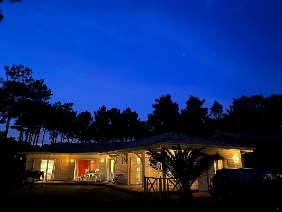 Property building, Night
