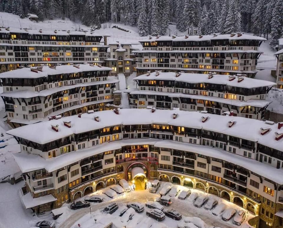 Viva 3 Grand monastery Apartment in Bulgaria