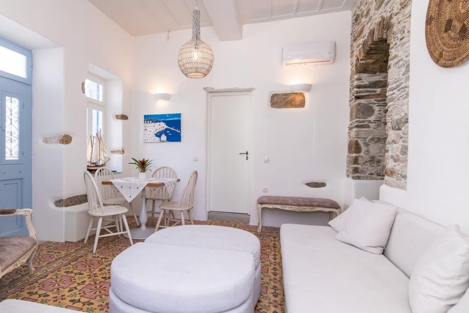 Cycladic house Tinos in the heart of Tinos city House in Decentralized Administration of the Aegean