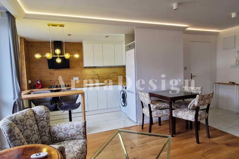 Kitchen or kitchenette, Living room, Seating area