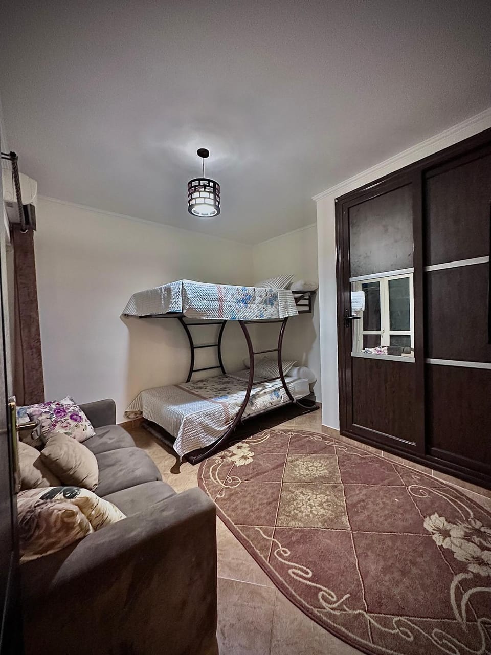 Bed, Living room, Bedroom