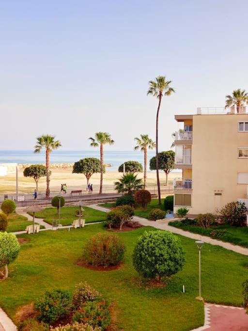 Property building, Garden view, Sea view