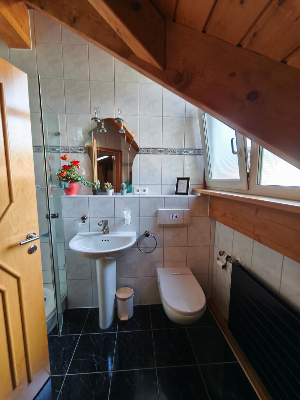 Toilet, Bathroom, Bath