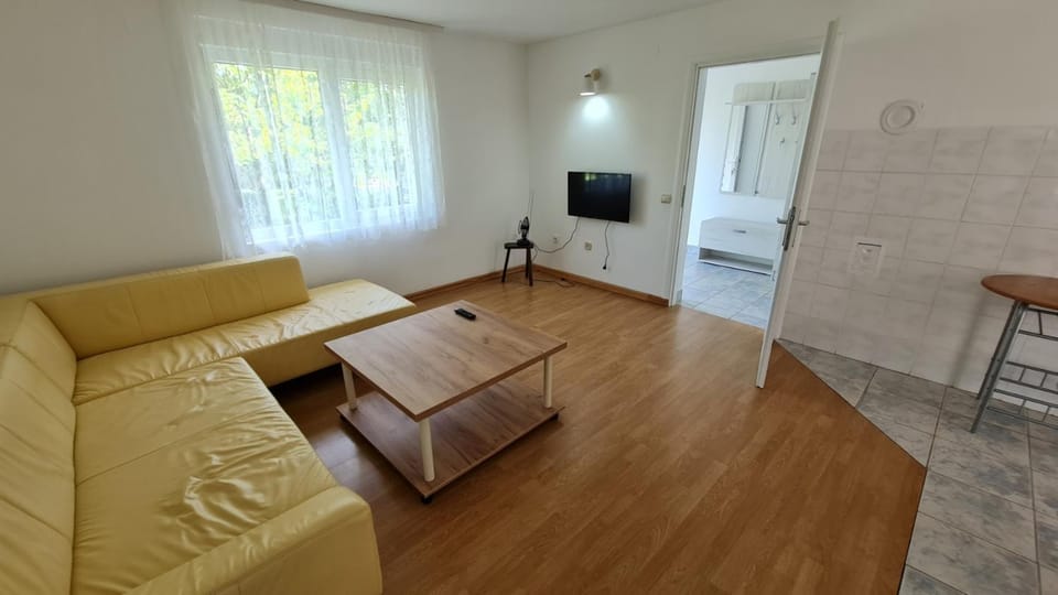 Valjevo vikendica, stan na dan House in Serbia